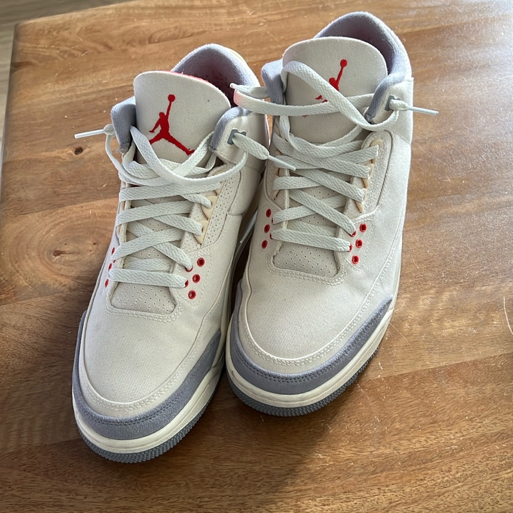 Air Jordan 3 Retro SE Muslin..